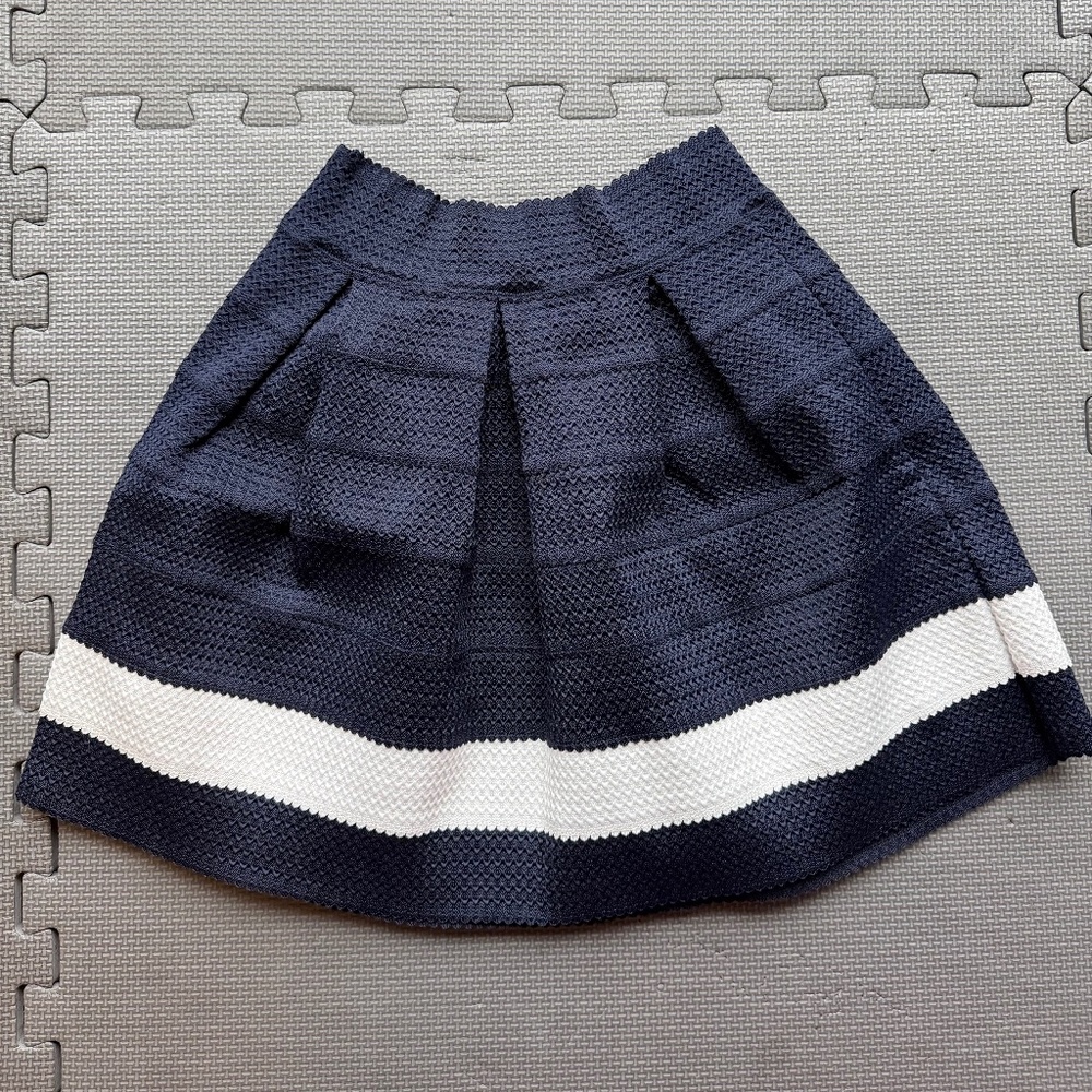 Textured Navy & White Knit Mini Skirt